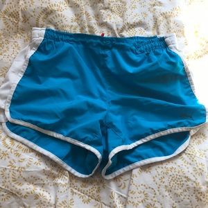 PUMA ATHLETIC SHORTS